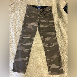 Democracy Absolution Lk New Camo Jeans Sz 6 Ankle